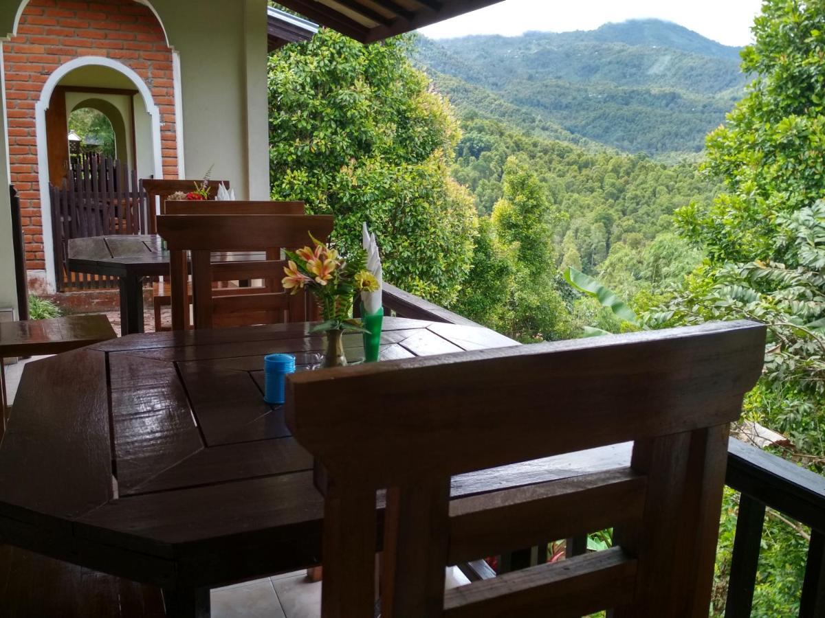 Made Homestay Munduk Exterior foto